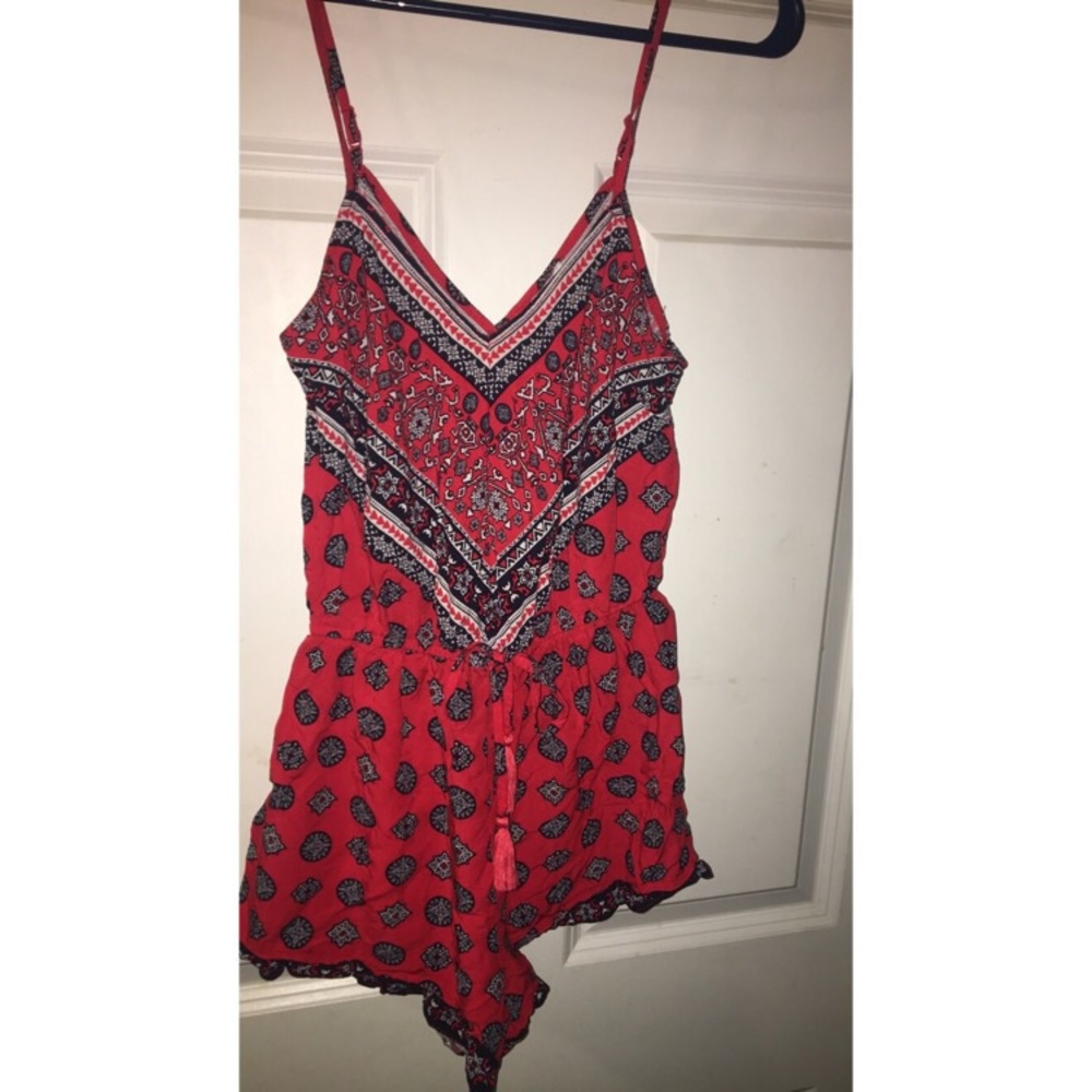 Forever 21 Red Romper Size Small